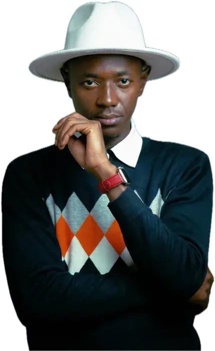 Giovanny Engamba — chapeau blanc